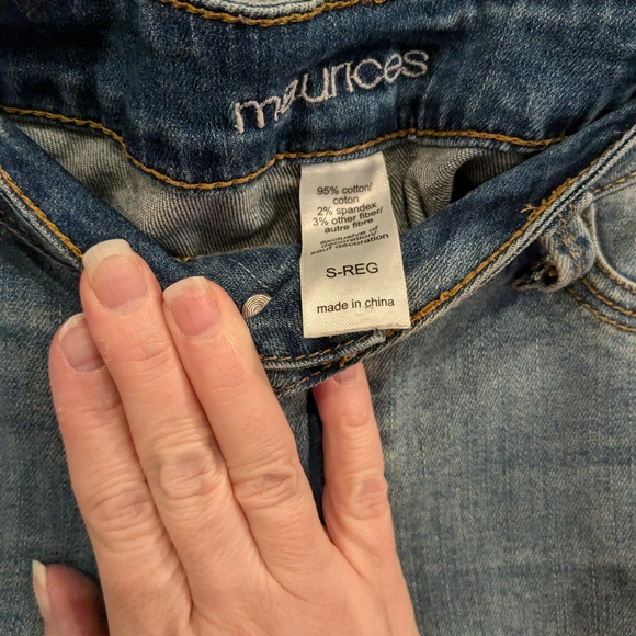 Maurice's Skinny Jeans Ladies Size S-Reg Distressed Denim - Picture 5 of 5